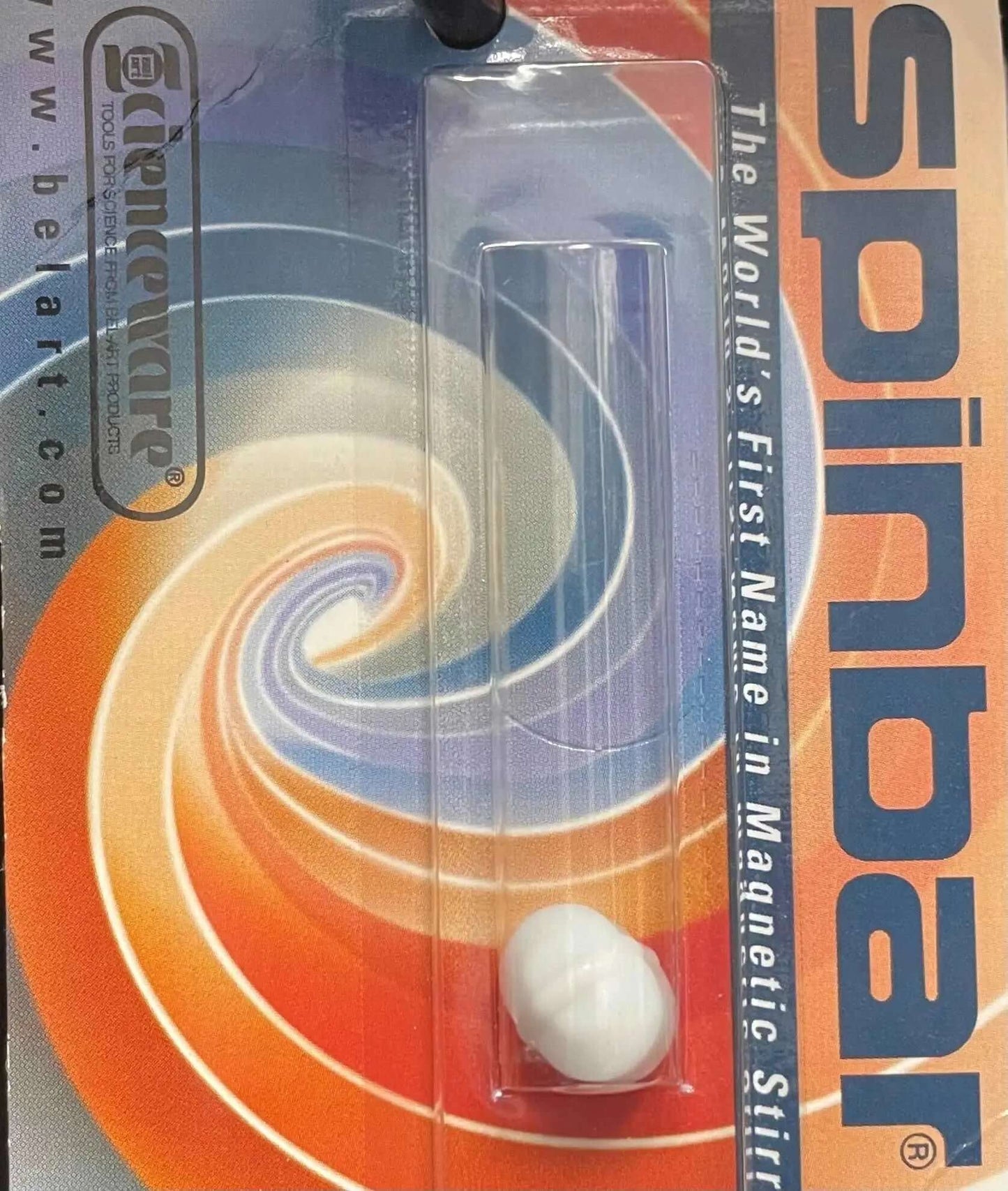 Teflon spin bar octagon with pivot ring in packaging, essential for laboratory stirring applications.
