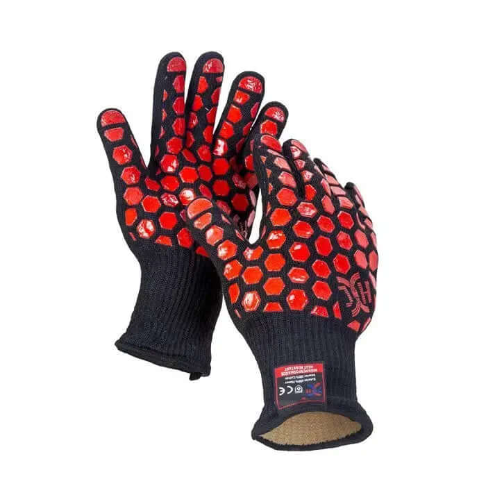 En407 certified heat resistant gloves with silicone grip for extreme temperature protection up to 932°F.